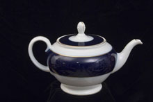VR Rosenthal Teapot